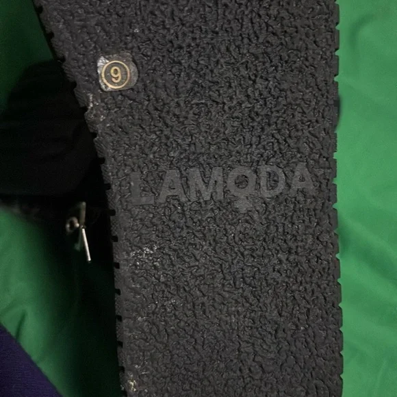 Women's Black Platform Boots - Picture 5 of 6